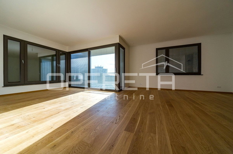 opereta_carousel_photo_8