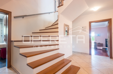 opereta_carousel_photo_4