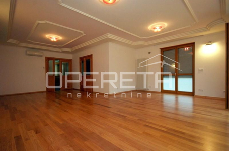 opereta_carousel_photo_5