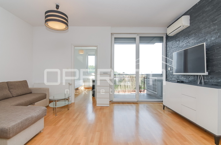 opereta_carousel_photo_5