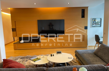 opereta_carousel_photo_8