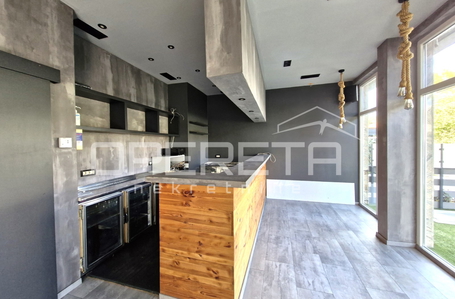 opereta_carousel_photo_3