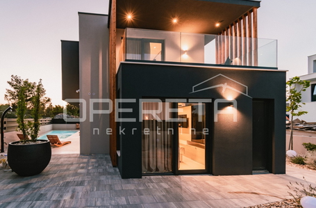 opereta_carousel_photo_3