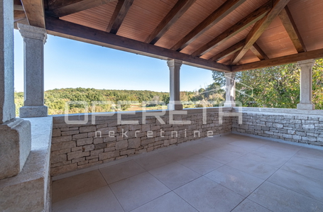 opereta_carousel_photo_3