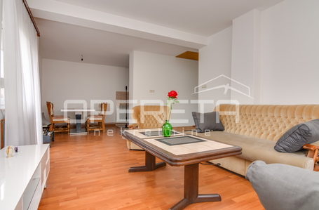 opereta_carousel_photo_2