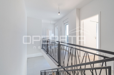 opereta_carousel_photo_8