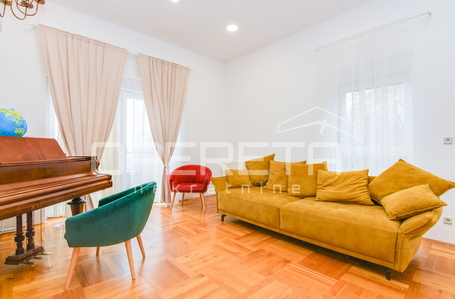 opereta_carousel_photo_5