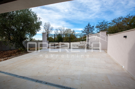 opereta_carousel_photo_3