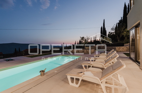 opereta_carousel_photo_8