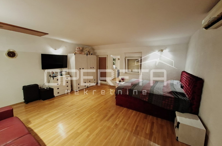 opereta_carousel_photo_7