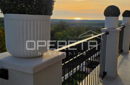 opereta_carousel_photo_8