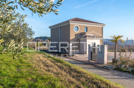 opereta_carousel_photo_2