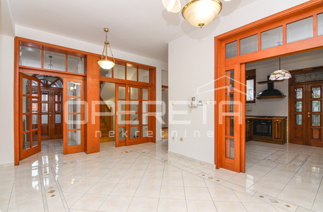 opereta_carousel_photo_2