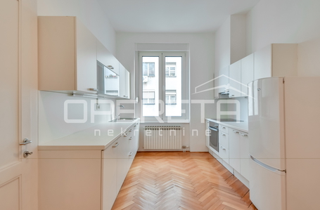 opereta_carousel_photo_2