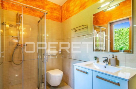 opereta_carousel_photo_9