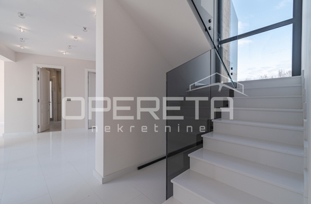 opereta_carousel_photo_2