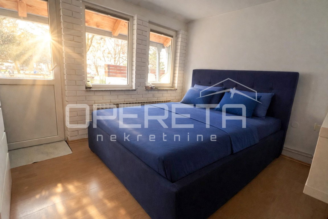 OPERETA 572992