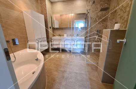 opereta_carousel_photo_5