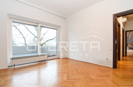 opereta_carousel_photo_7