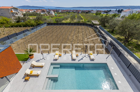 opereta_carousel_photo_4