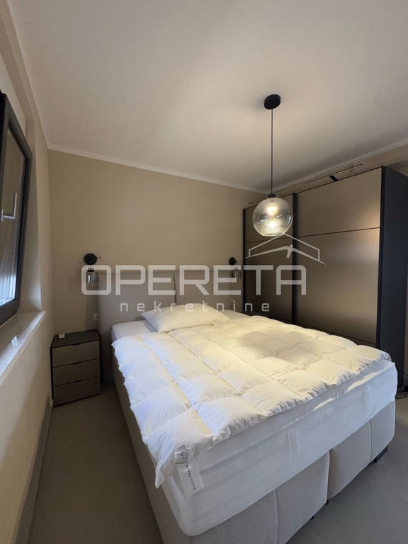 OPERETA 580993