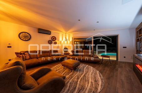 opereta_carousel_photo_7