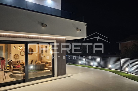 opereta_carousel_photo_8