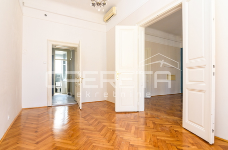 opereta_carousel_photo_8