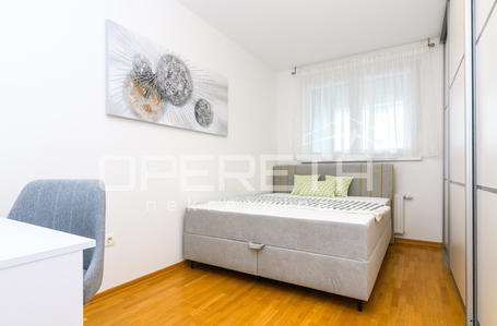 opereta_carousel_photo_7