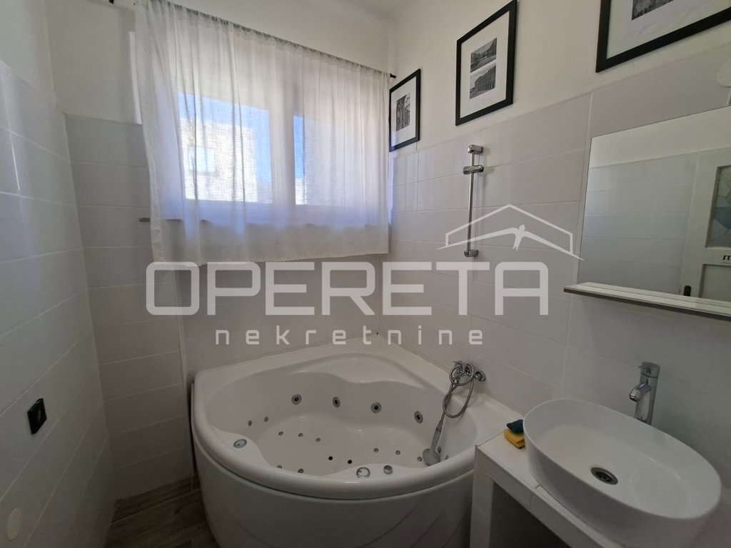 OPERETA 588165