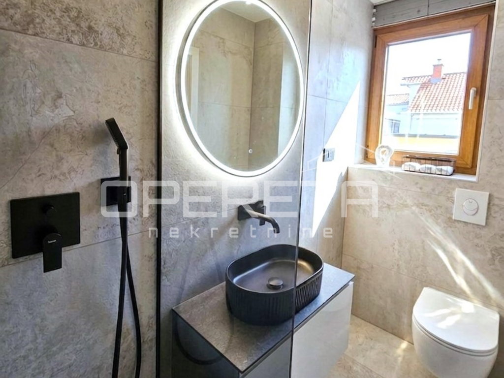 OPERETA 589851