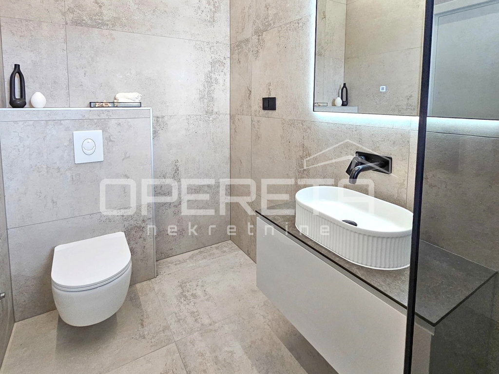OPERETA 589854