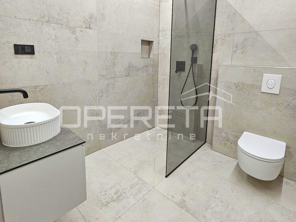 OPERETA 589855