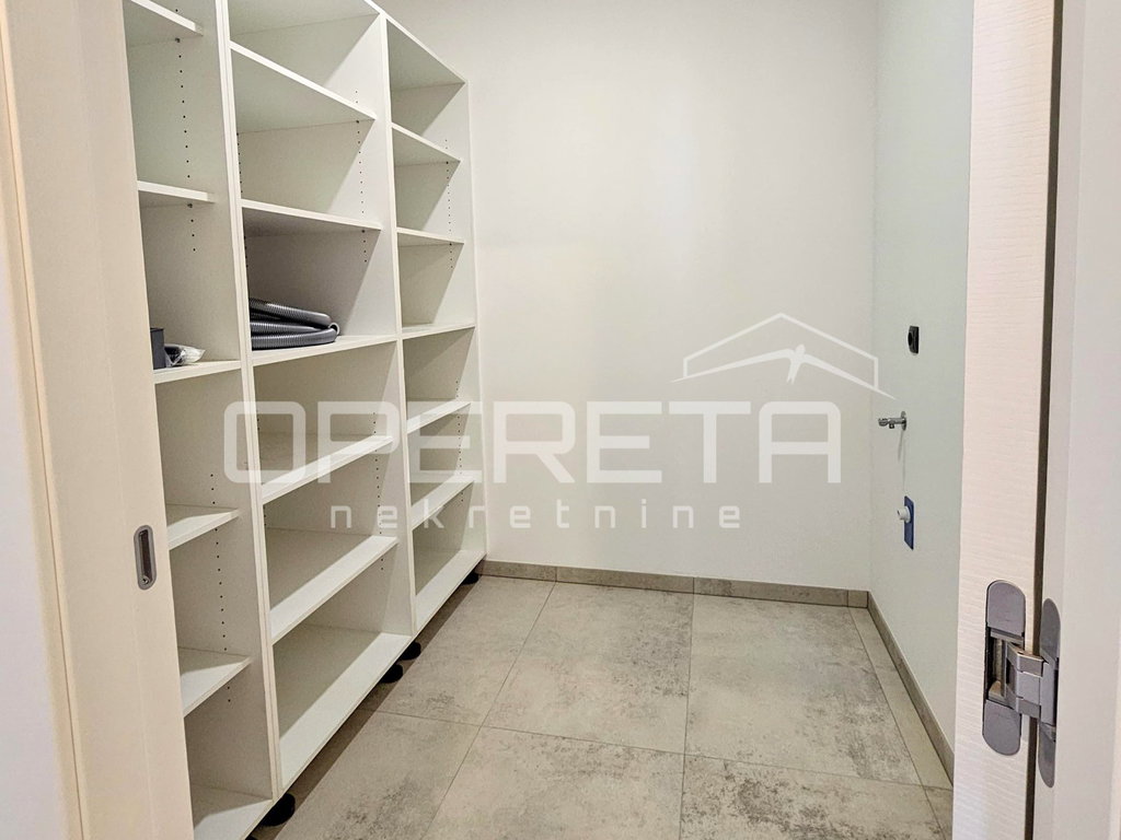 OPERETA 589862