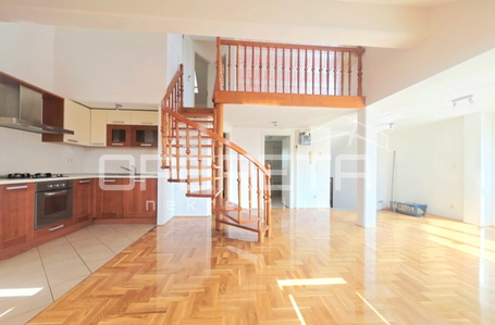 opereta_carousel_photo_2