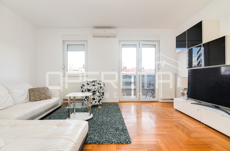 opereta_carousel_photo_2