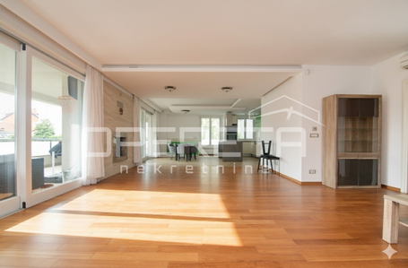 opereta_carousel_photo_2