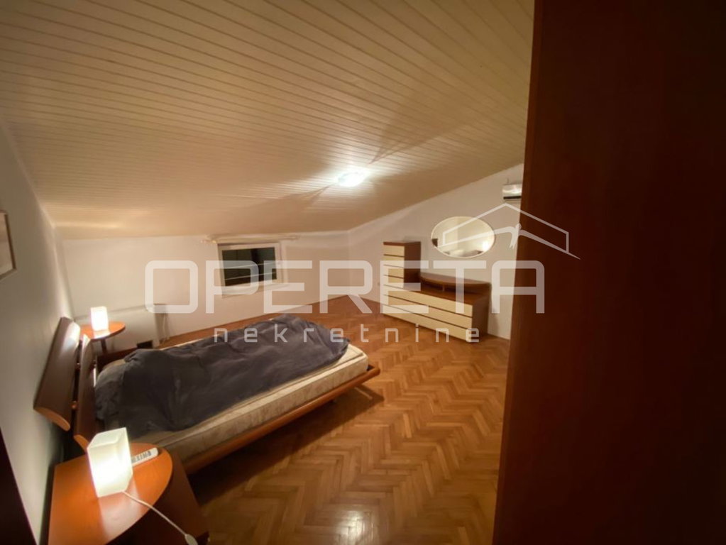 OPERETA 592310