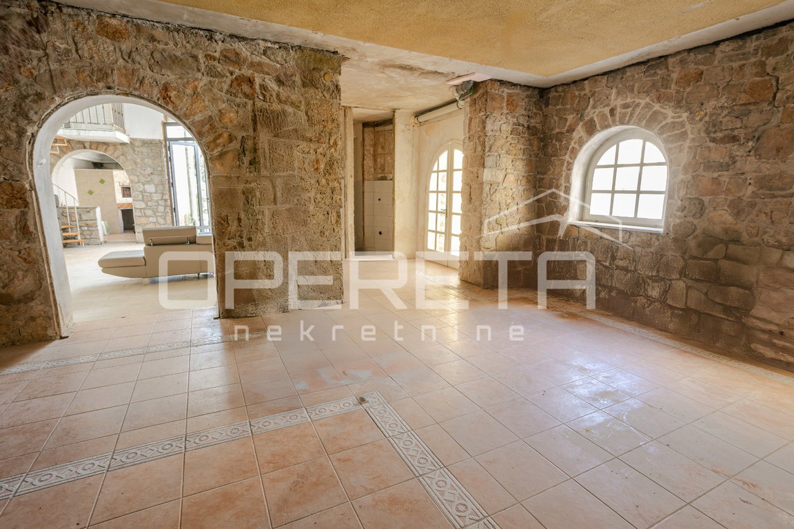 OPERETA 592461