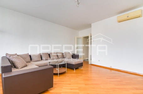 opereta_carousel_photo_9