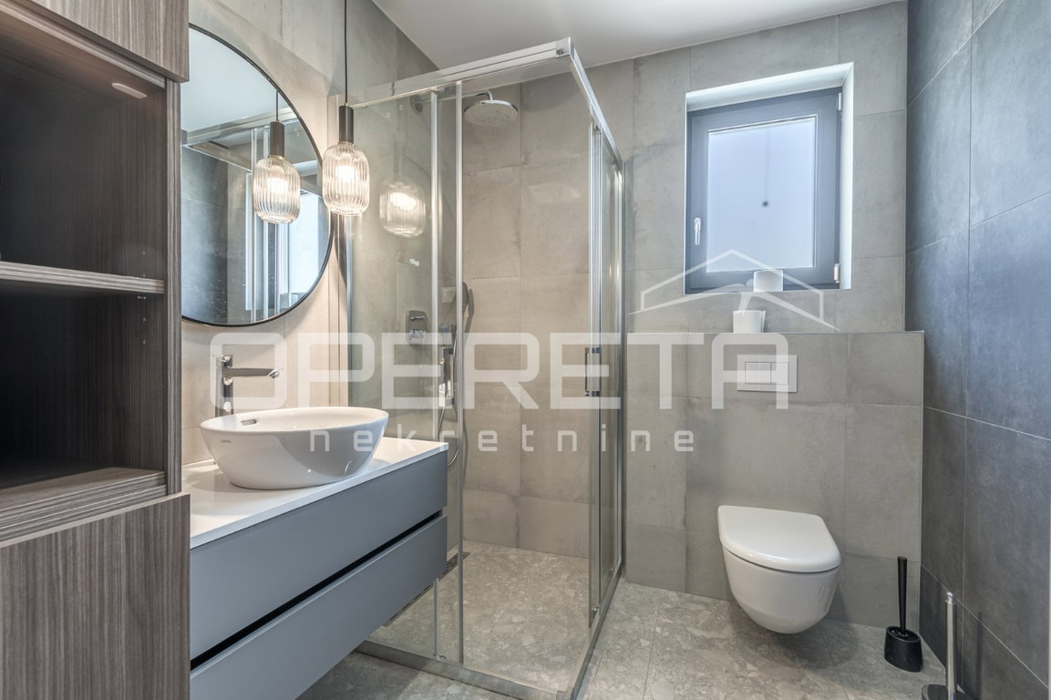 OPERETA 592908