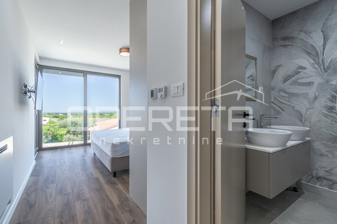 OPERETA 592928