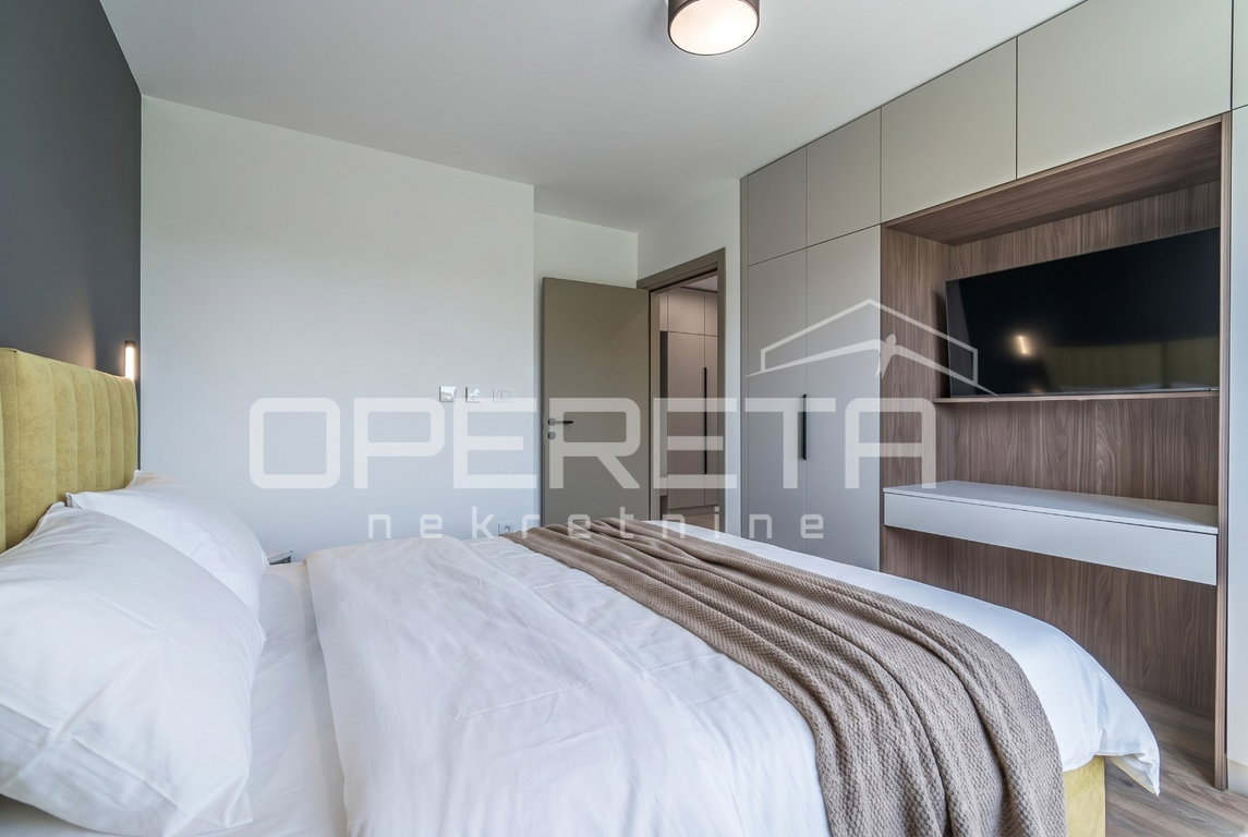 OPERETA 592941