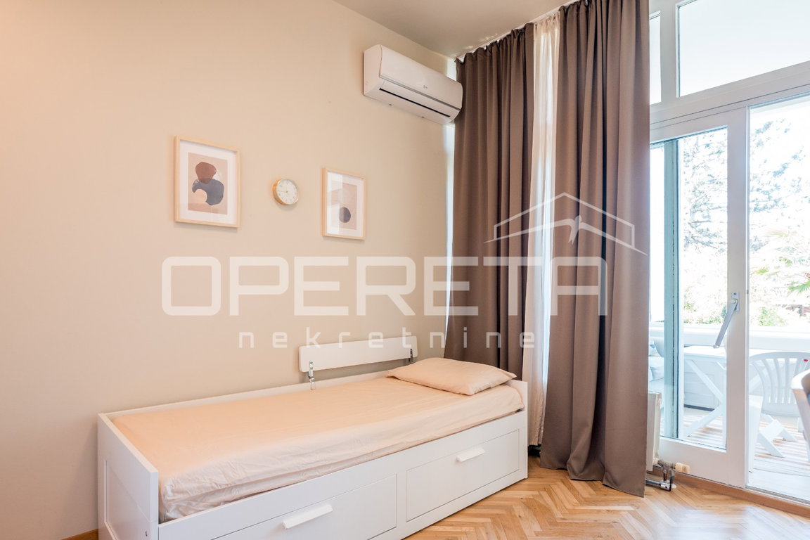 OPERETA 593556