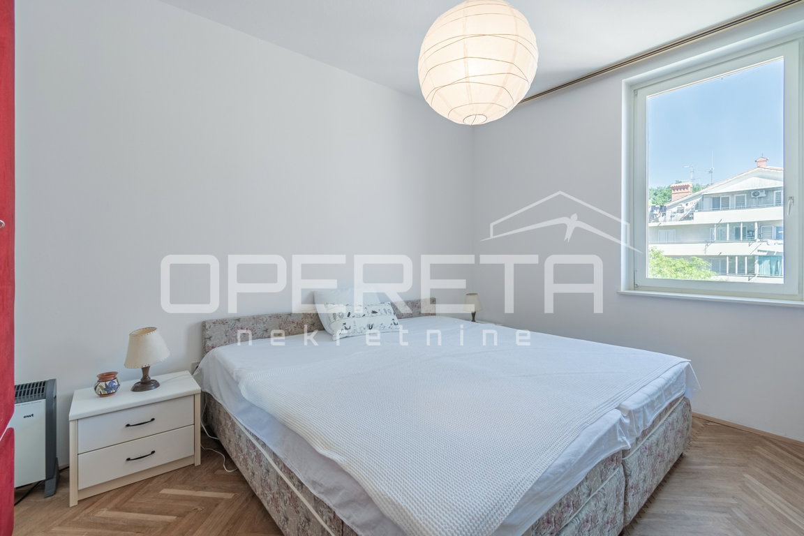 OPERETA 593885
