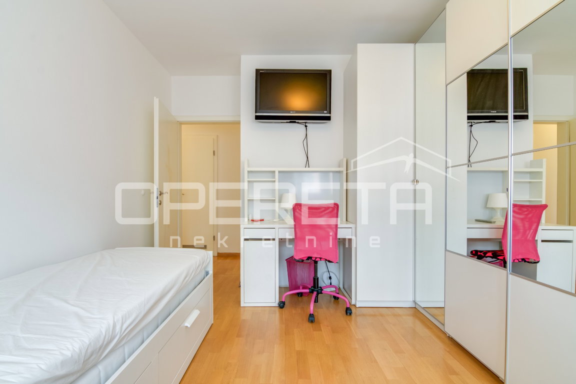 OPERETA 593992