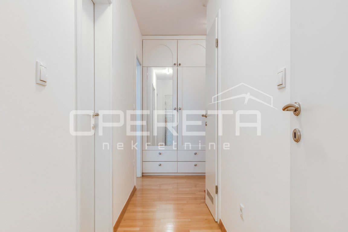 OPERETA 593993