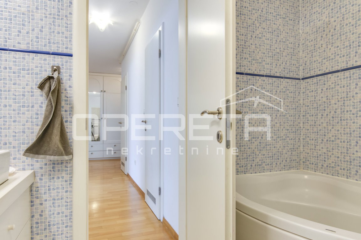 OPERETA 594000