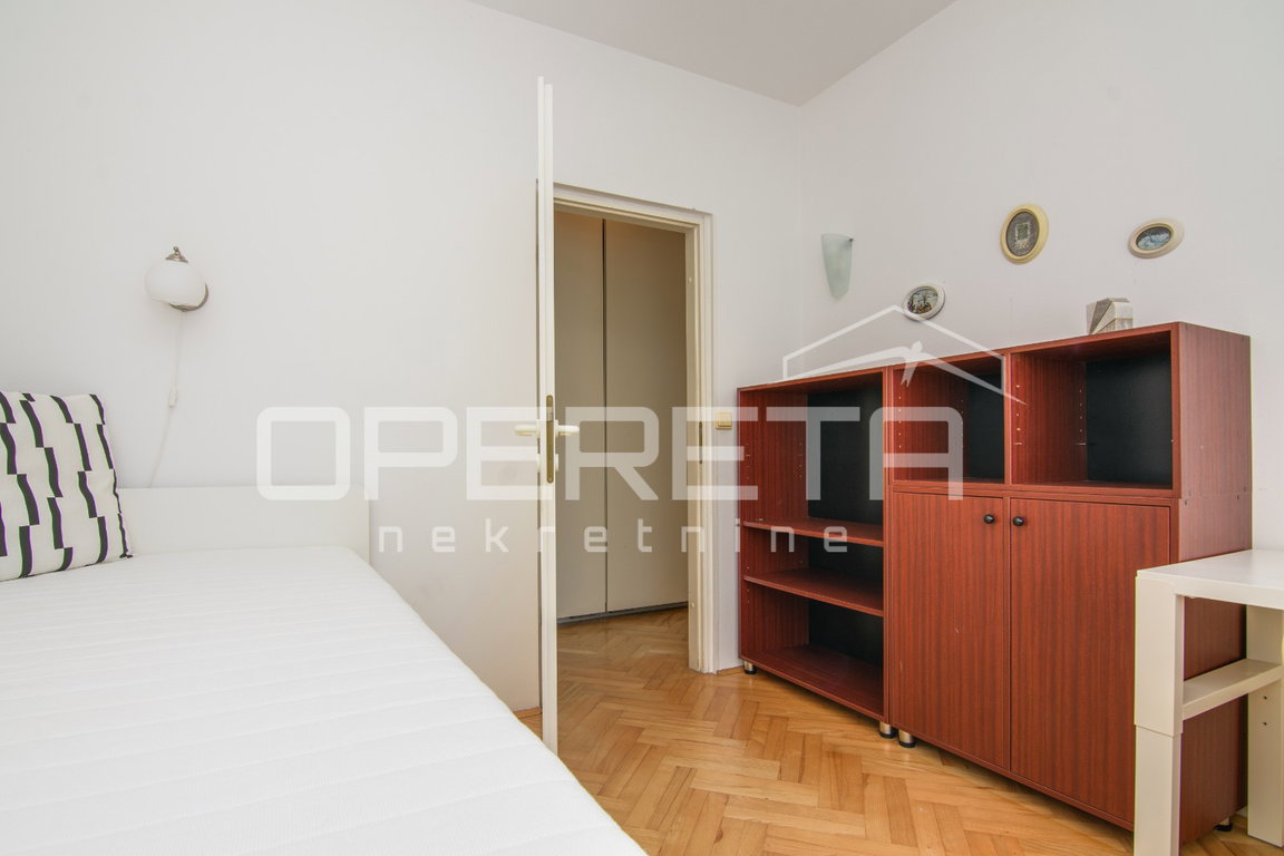 OPERETA 594339