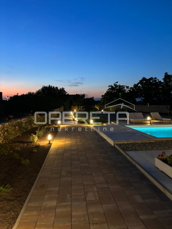 OPERETA 594760